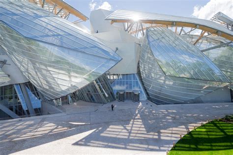 fondazione louis vuitton gehry|frank Gehry exposition.